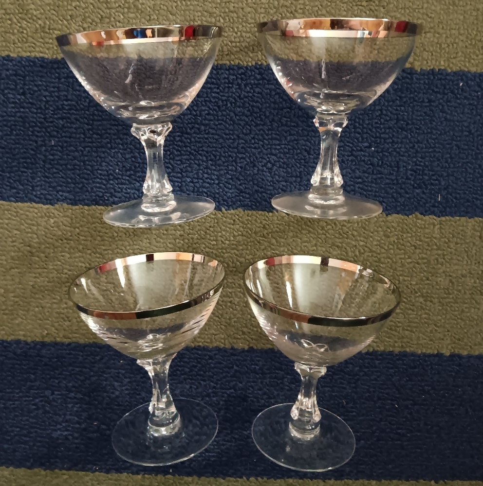 4 Vintage FOSTORIA Sherbert  Platium Rim Wedding Ring Crystal Champagne Glasses